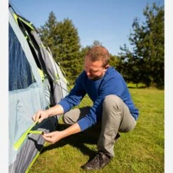 Coleman Meadowood 4 Person Large Tent With Blackout Bedrooms 16 Coleman Meadowood 4 Person Large Tent With Blackout Bedrooms -Berghaus Store go 409171 e