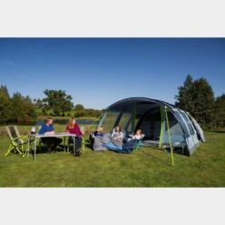 Coleman Meadowood 6 Person Large Tent With Blackout Bedrooms 12 Coleman Meadowood 6 Person Large Tent With Blackout Bedrooms -Berghaus Store go 409172 d